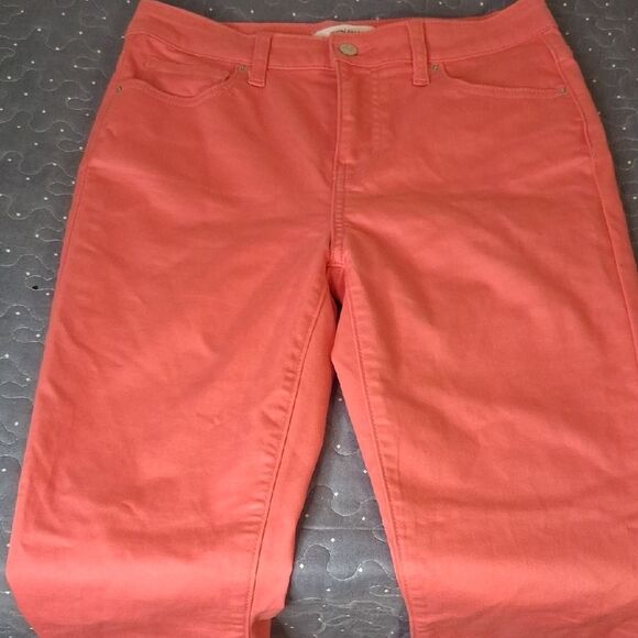 Zenana Women's Pink Jeans size medium - Picture 2 of 7